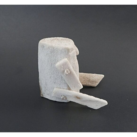 Vintage Inuit Carved Sculpture Jointed Small Doll Caribou Bone - Picture 8 of 9